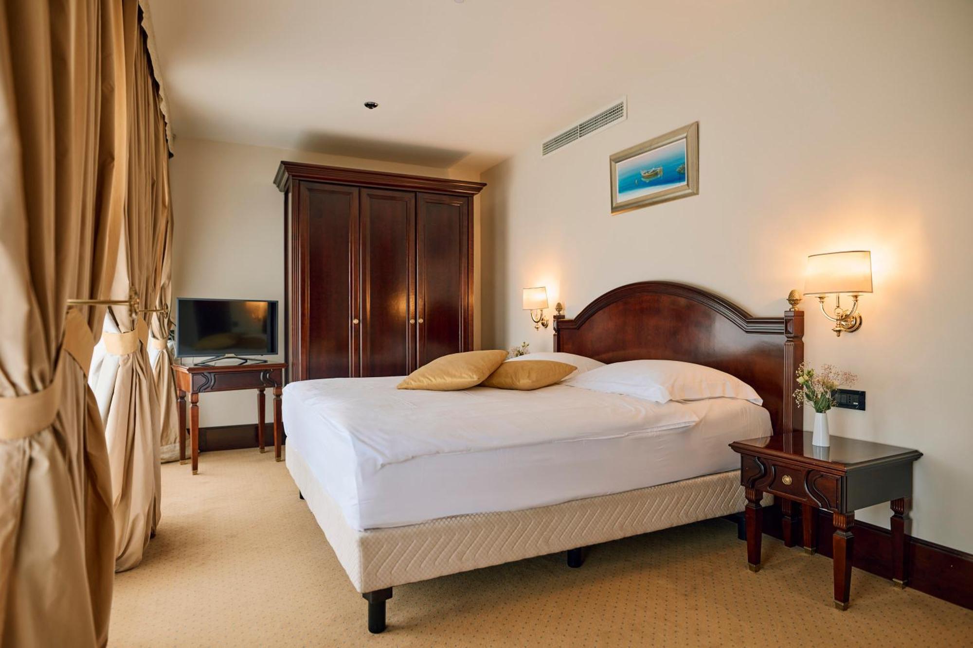 Arbiana Heritage Hotel Rab Town Quarto foto