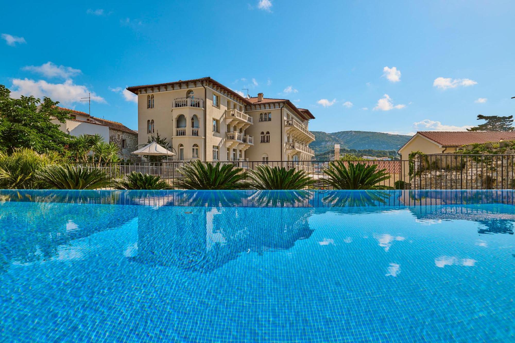 Arbiana Heritage Hotel Rab Town Exterior foto