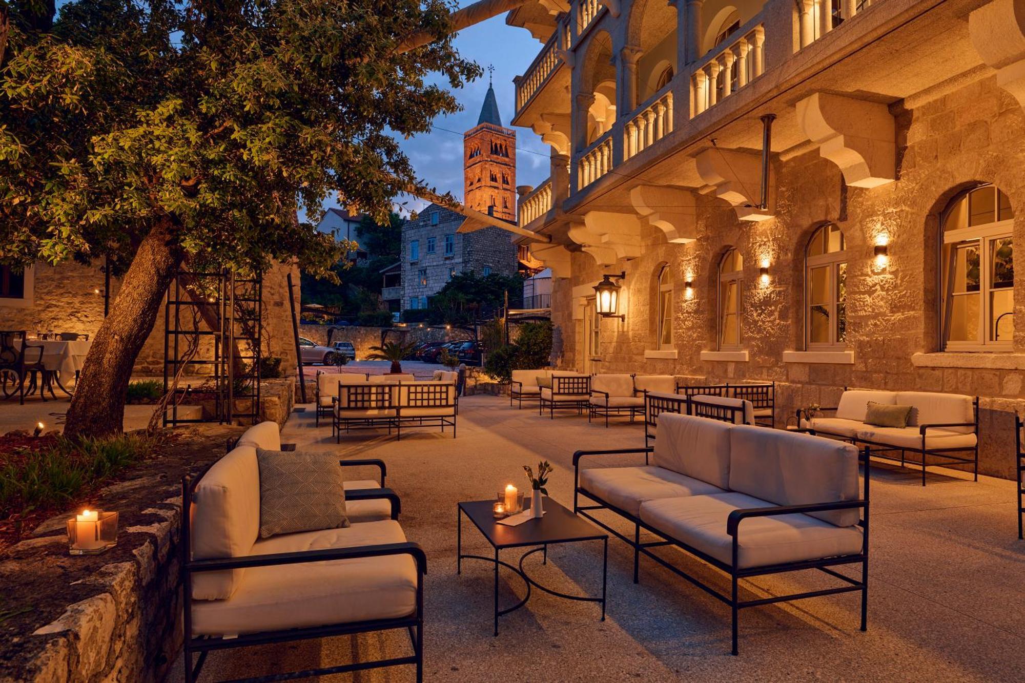 Arbiana Heritage Hotel Rab Town Exterior foto